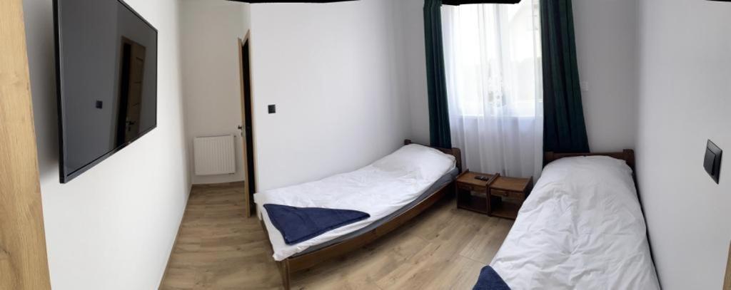 Irys 1 Apartment Tychy Ngoại thất bức ảnh